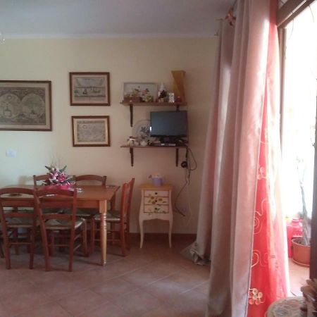 Appartamento Borgo La Vigna Trinità dʼAgultu 外观 照片